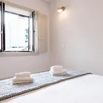 Viva Formosa Flat